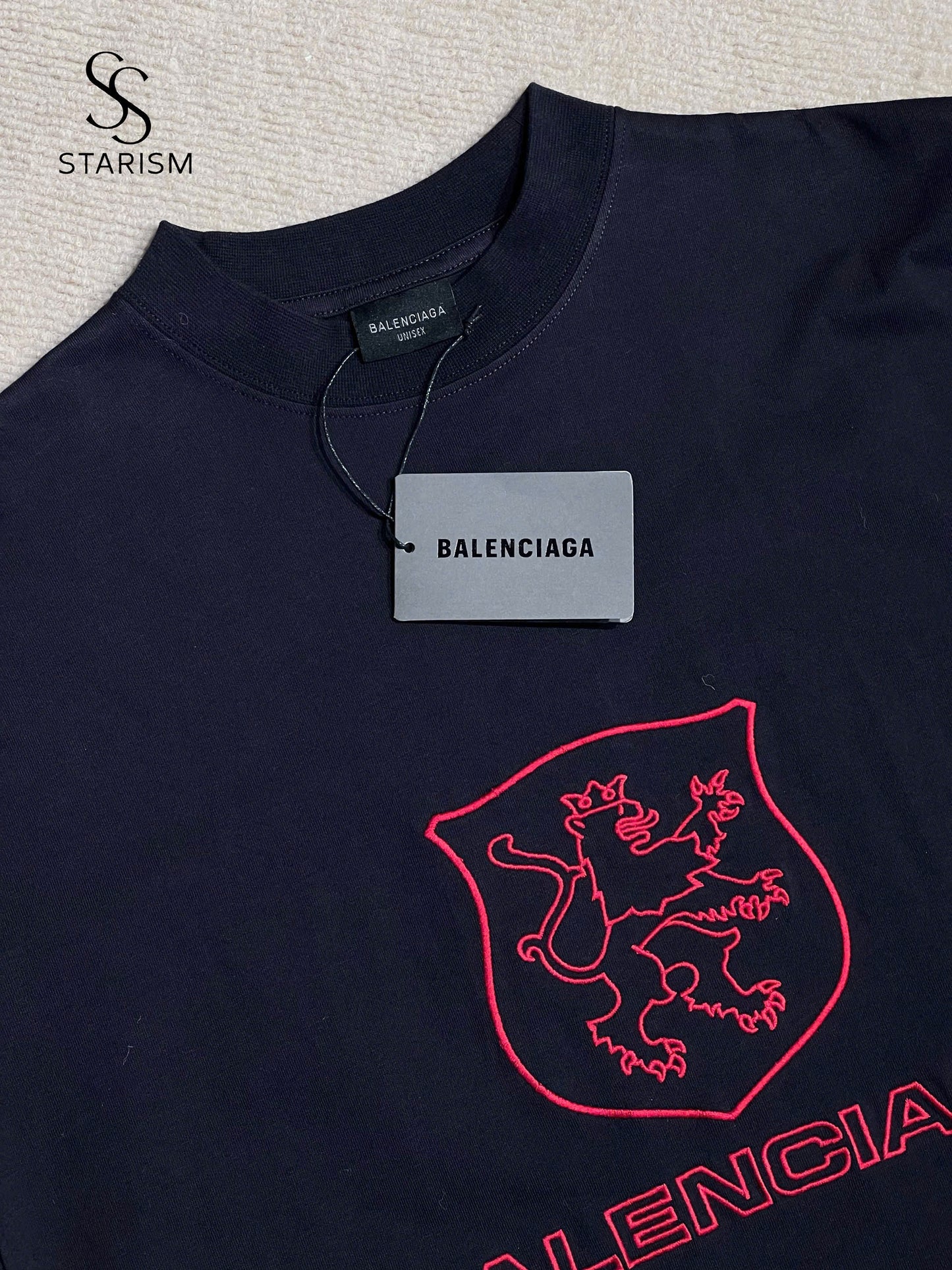 Men's Lion Club T-shirt Oversized in Black/red