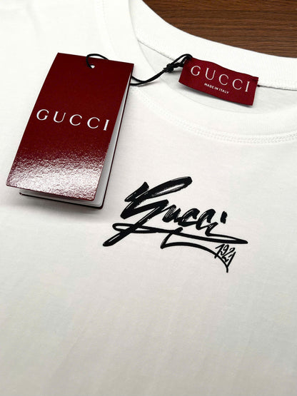 Gucci Logo Print T-shirt